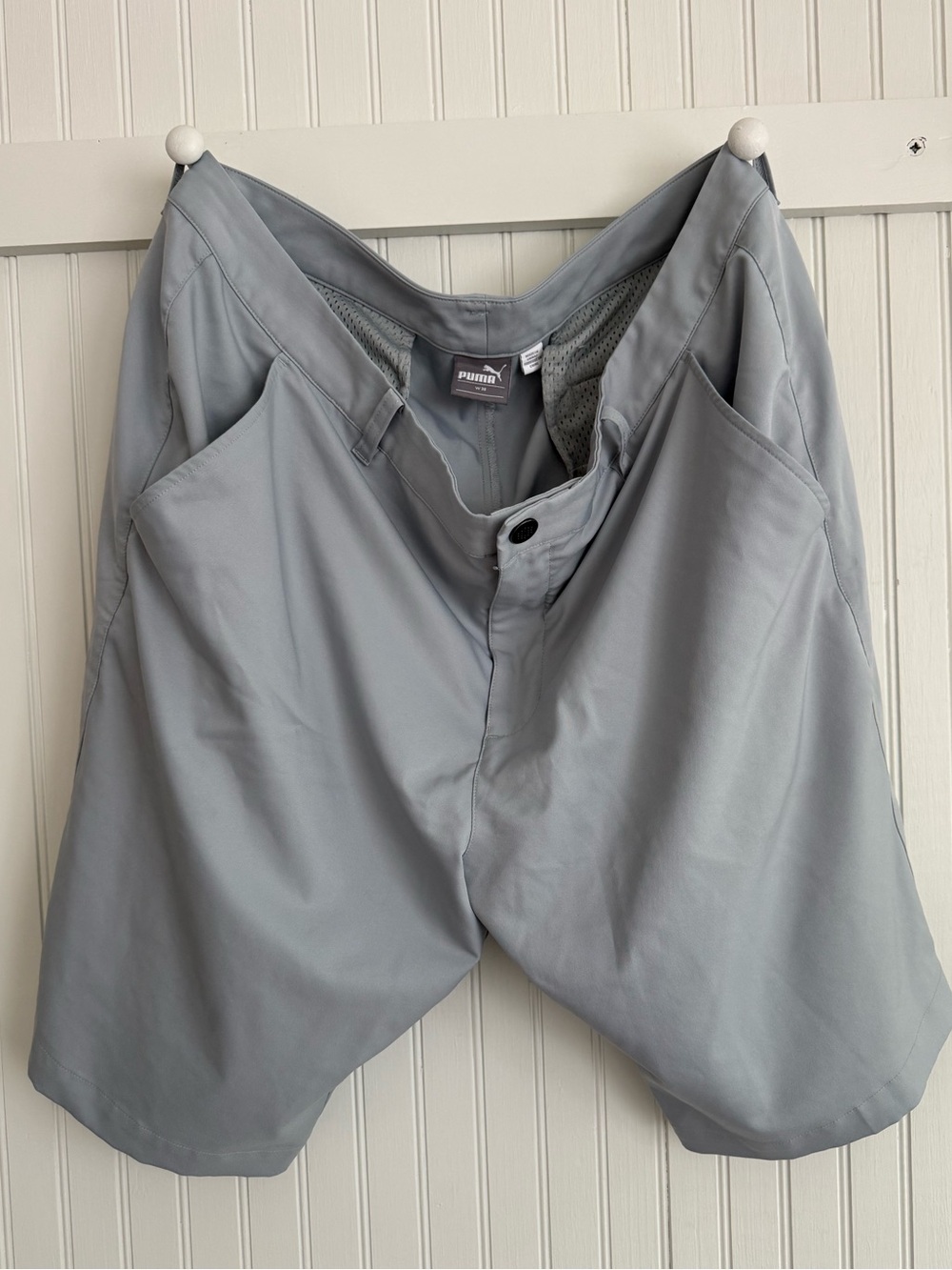 Puma Men's Light Gray Hybrid Shorts Size 38